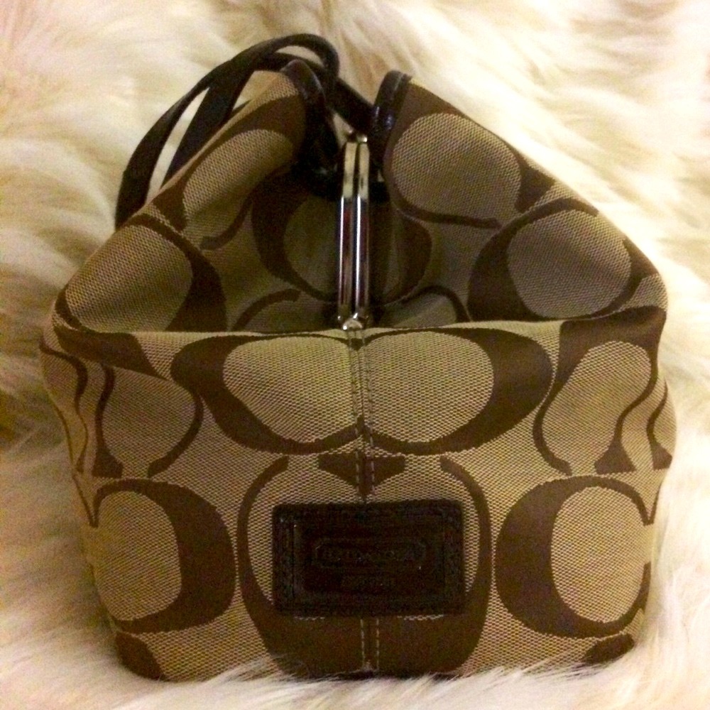 Coach Tan Beige Brown Cloth Ball Clasp Pattern Business Casual Purse Handbag - Picture 7 of 7